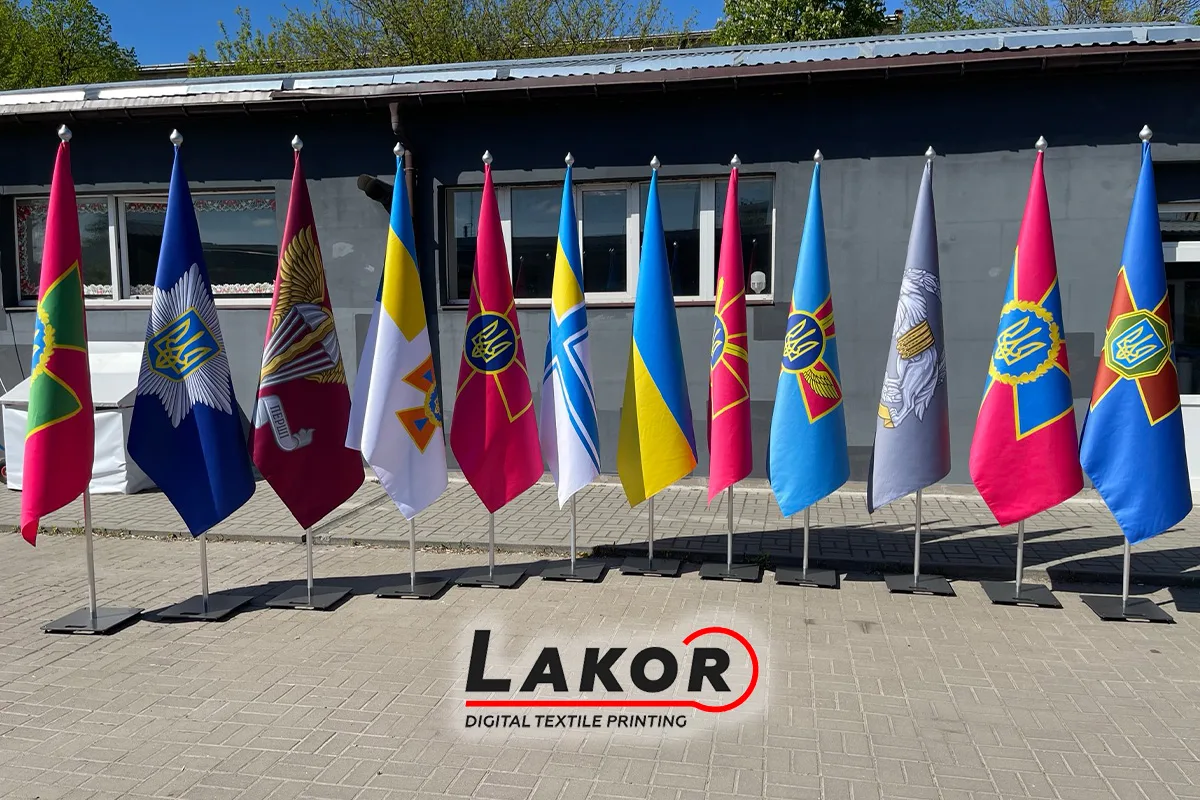 Виготовлення прапорів на замовлення від виробника Lakor