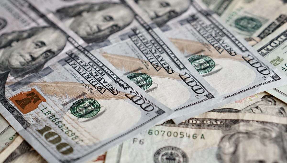 Долар злетів до максимуму з травня 2025-го: інфляція в США б’є по гривні